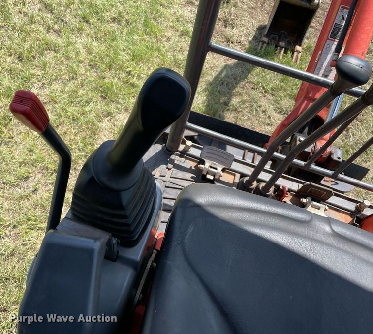 image for item DM0327 2019 Kubota  U17 mini excavator