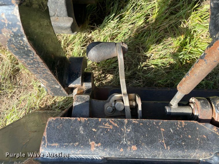 image for item DM0329 2019 Ditch Witch  SK800 compact utility loader