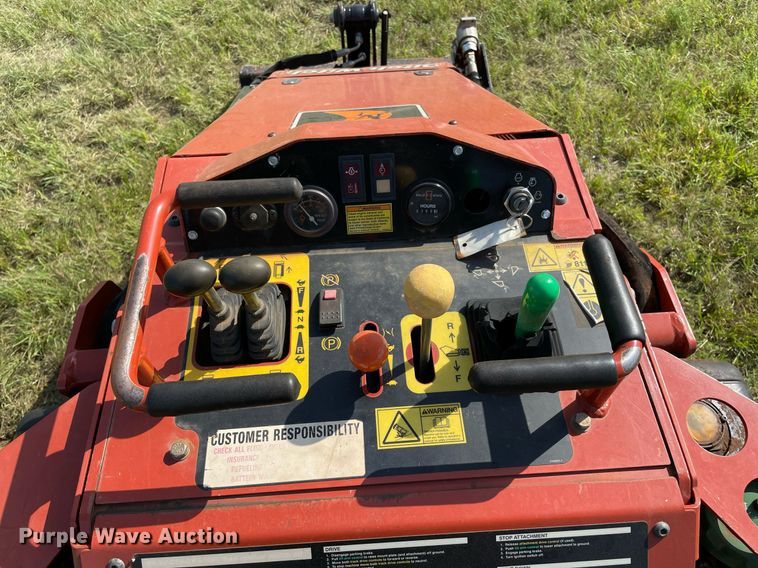 image for item DM0329 2019 Ditch Witch  SK800 compact utility loader