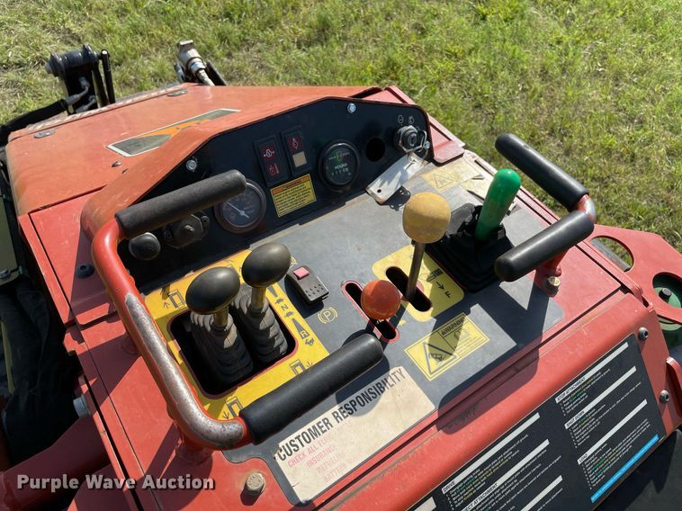 image for item DM0329 2019 Ditch Witch  SK800 compact utility loader