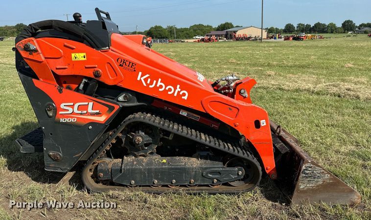 image for item DM0330 2021 Kubota  SCL1000 compact utility loader
