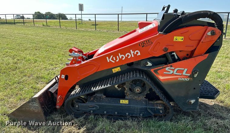 image for item DM0330 2021 Kubota  SCL1000 compact utility loader