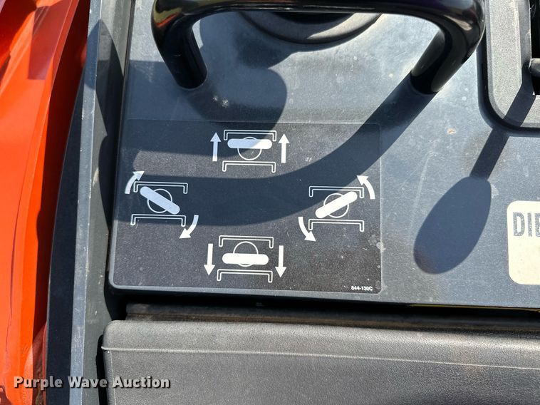 image for item DM0330 2021 Kubota  SCL1000 compact utility loader