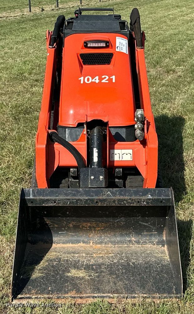 image for item DM0331 2021 Kubota  SCL1000 compact utility loader