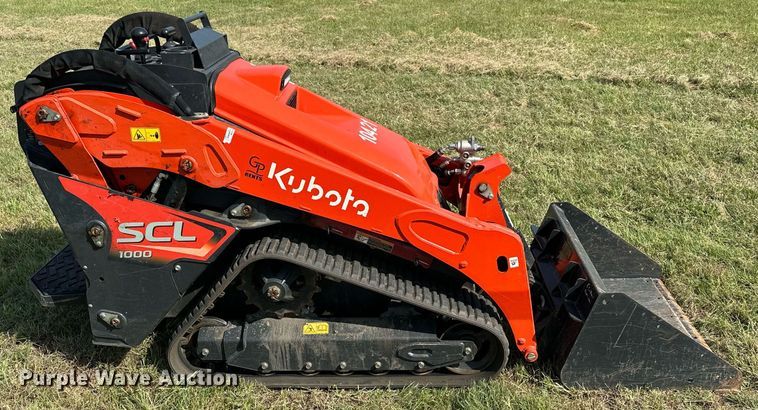 image for item DM0331 2021 Kubota  SCL1000 compact utility loader