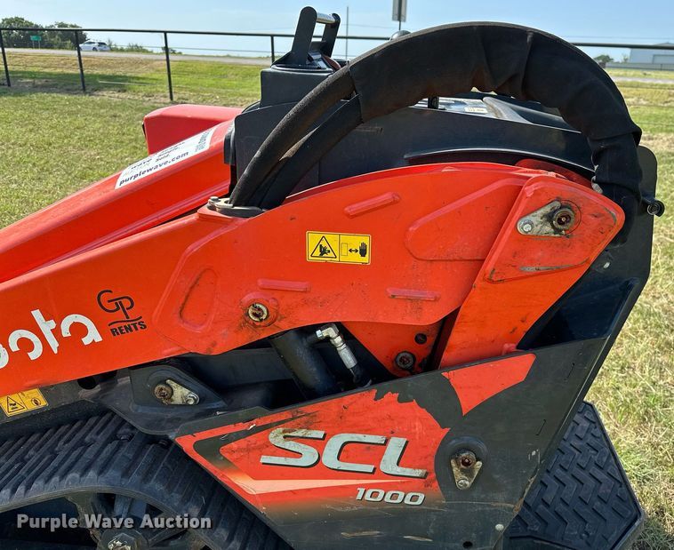 image for item DM0331 2021 Kubota  SCL1000 compact utility loader