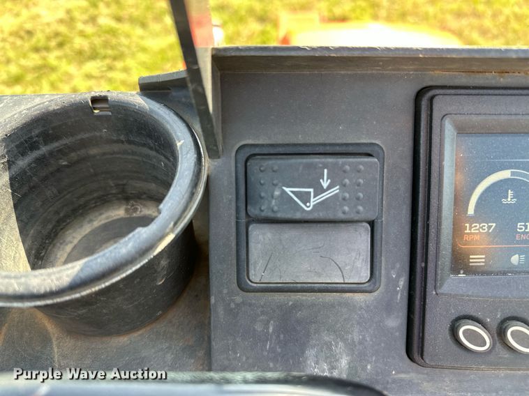 image for item DM0331 2021 Kubota  SCL1000 compact utility loader