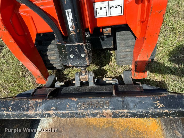 image for item DM0332 2021 Kubota  SCL1000 compact utility loader