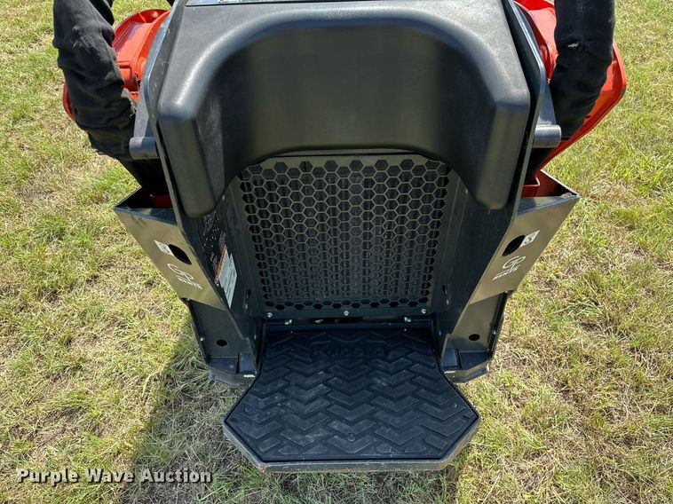 image for item DM0332 2021 Kubota  SCL1000 compact utility loader