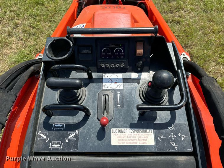 image for item DM0332 2021 Kubota  SCL1000 compact utility loader