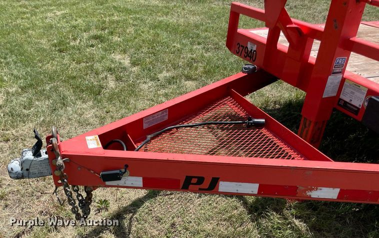 image for item DM0333 2020 PJ tilt deck utility trailer