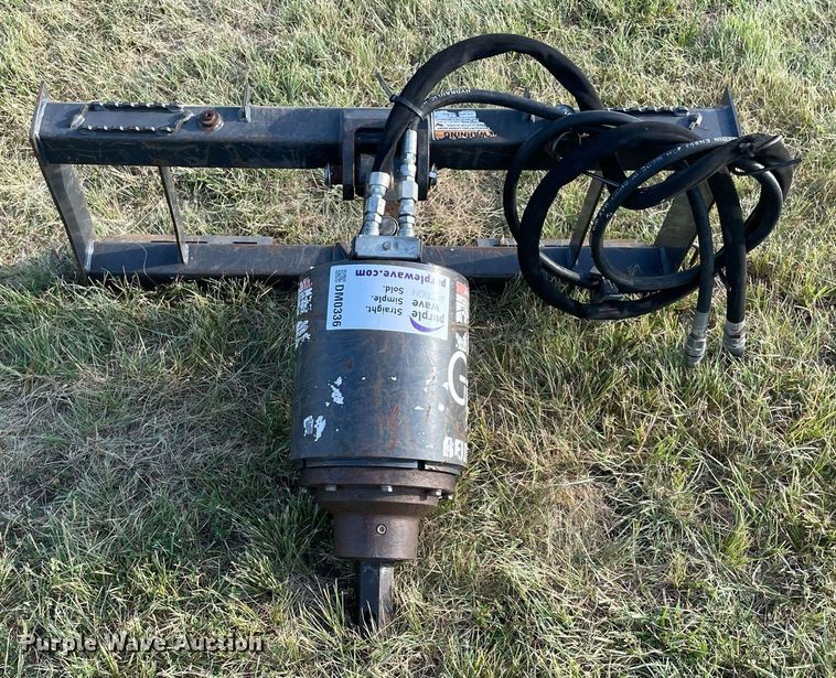 image for item DM0336 2015 Paladin  X1975 skid steer auger 