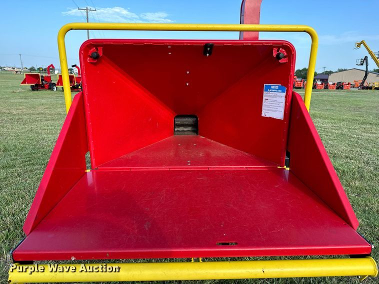 image for item DM0338 2021 Barreto 3107C wood chipper