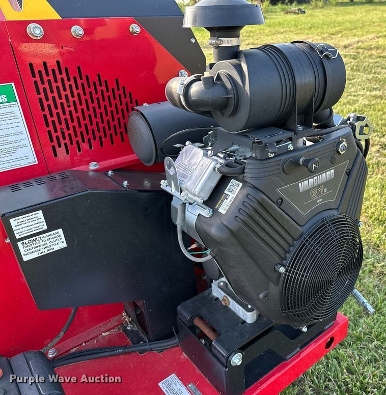 image for item DM0338 2021 Barreto 3107C wood chipper