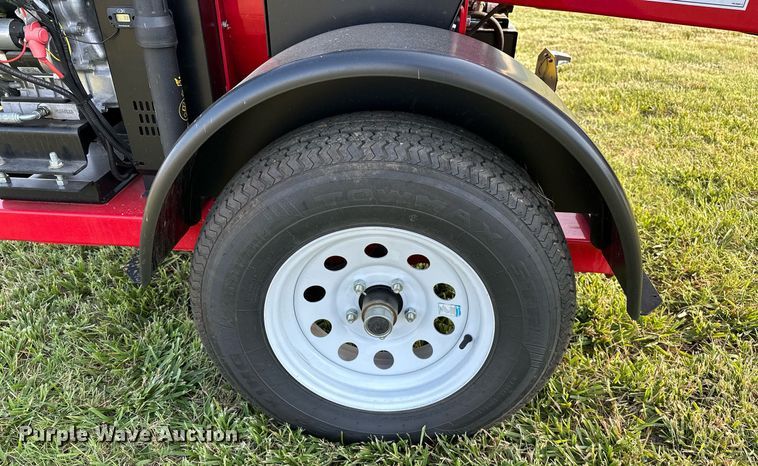 image for item DM0338 2021 Barreto 3107C wood chipper