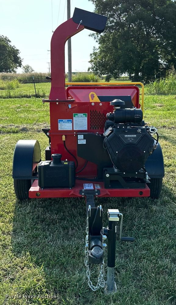 image for item DM0340 2022 Barreto  3107C wood chipper