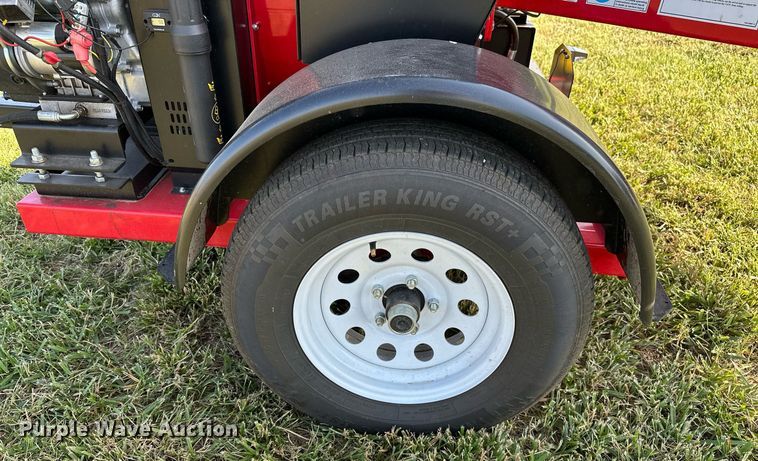 image for item DM0340 2022 Barreto  3107C wood chipper