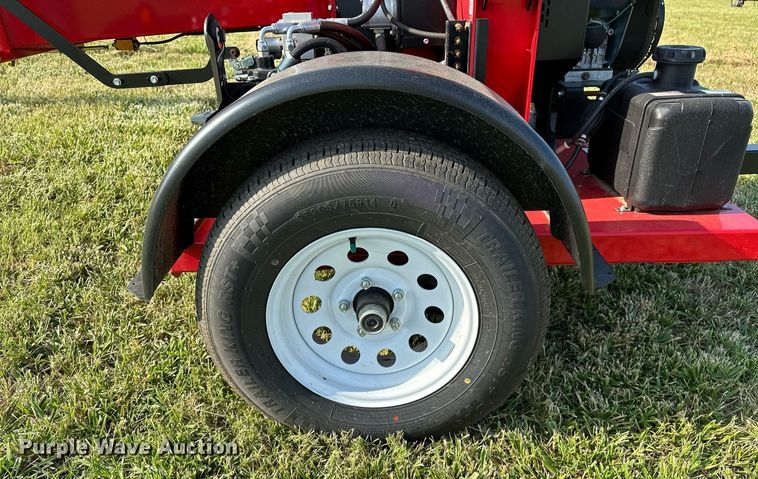 image for item DM0340 2022 Barreto  3107C wood chipper