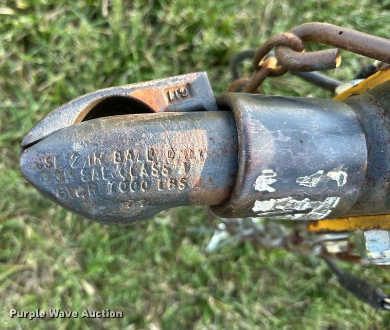 image for item DM0341 2014 Vermeer BC700XL wood chipper