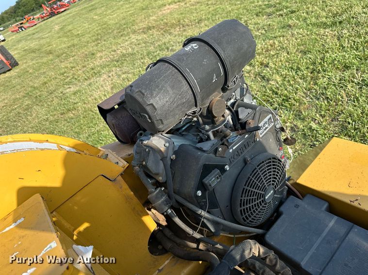 image for item DM0341 2014 Vermeer BC700XL wood chipper