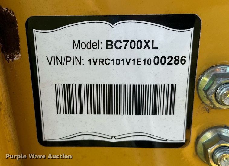 image for item DM0341 2014 Vermeer BC700XL wood chipper