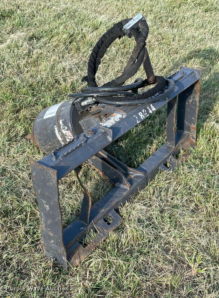 image for item DM0342 2015 Paladin X1975 skid steer auger