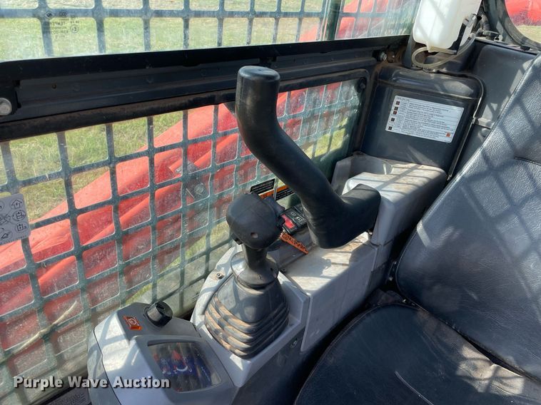 image for item DM0345 2020 Kubota SVL75-2 tracked skid steer loader