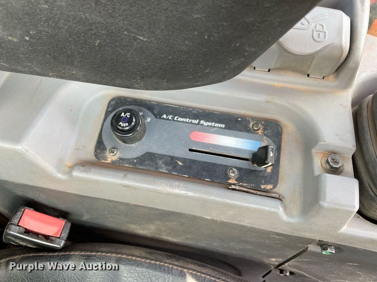 image for item DM0345 2020 Kubota SVL75-2 tracked skid steer loader