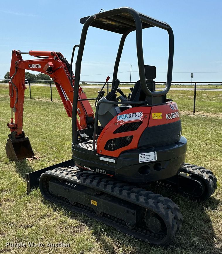 image for item DM0354 2020 Kubota  U25 mini excavator