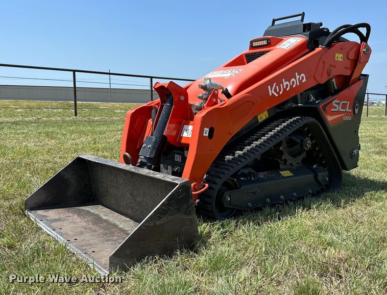 image for item DM0355 2021 Kubota  SCL1000 compact utility loader