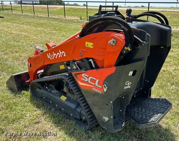 image for item DM0355 2021 Kubota  SCL1000 compact utility loader