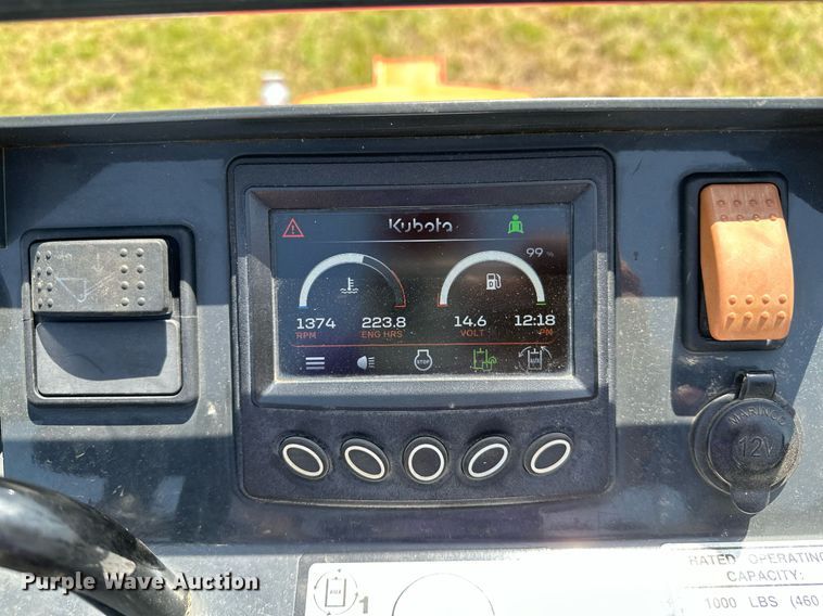 image for item DM0355 2021 Kubota  SCL1000 compact utility loader