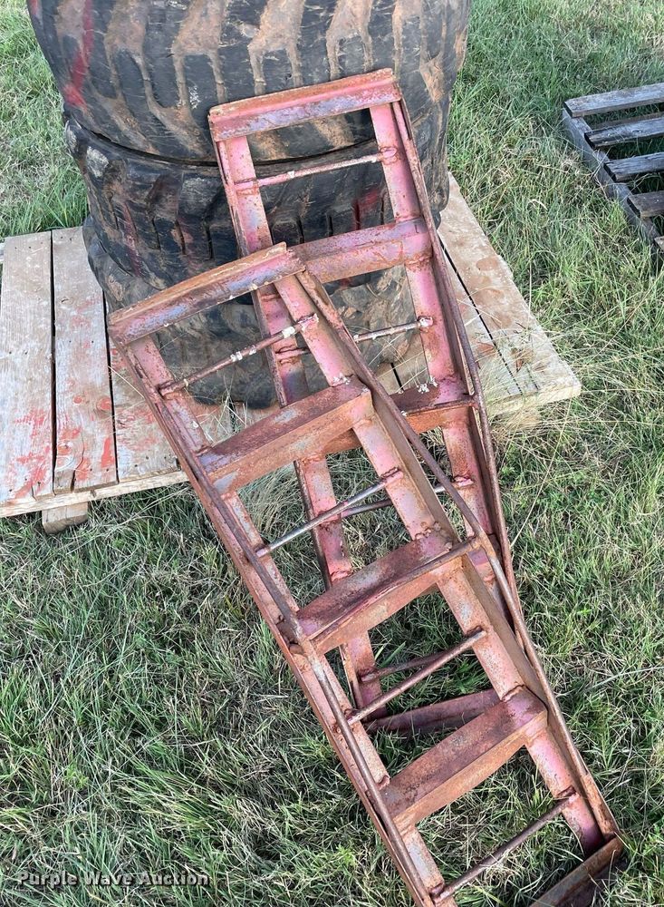 image for item DM0359 (8) skid steer tires and wheels 