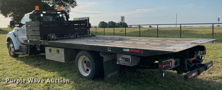 image for item DM0362 2015 Ford F650 Super Duty rollback truck