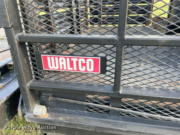 image for item DM0362 2015 Ford F650 Super Duty rollback truck