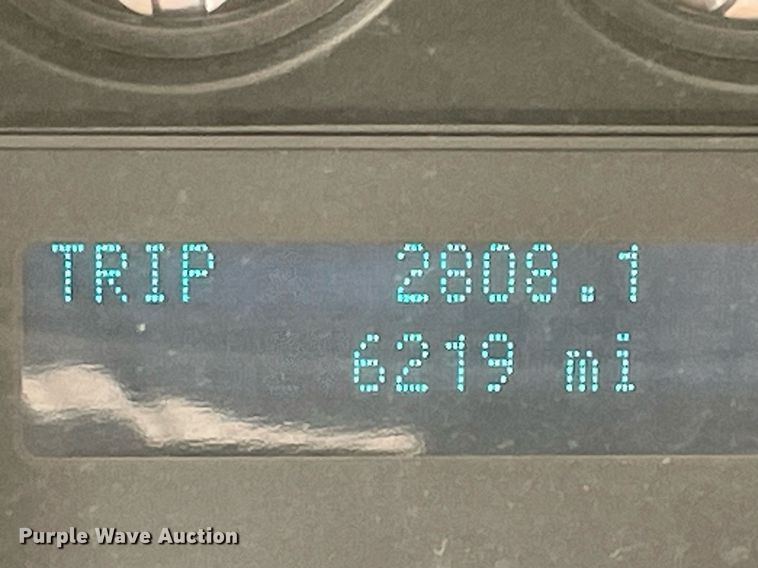 image for item DM0362 2015 Ford F650 Super Duty rollback truck