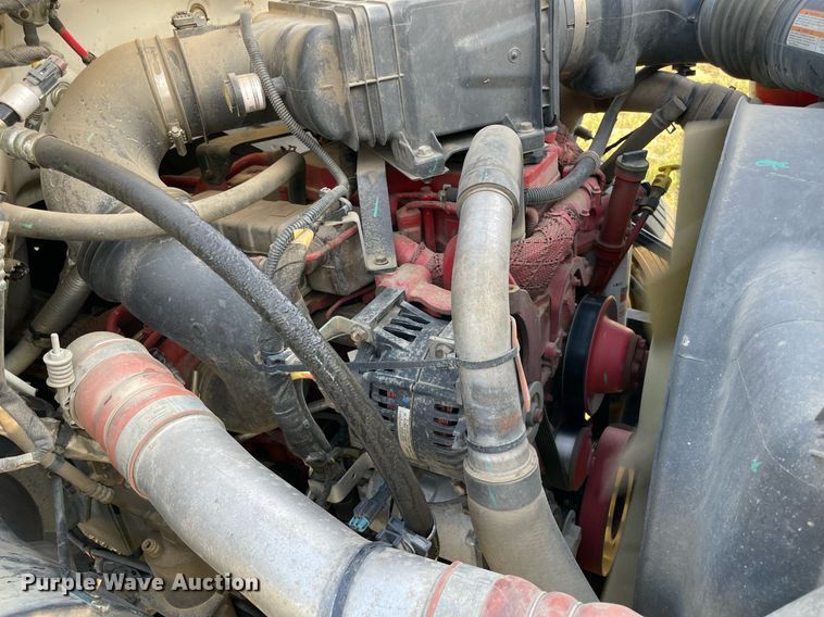 image for item DM0362 2015 Ford F650 Super Duty rollback truck