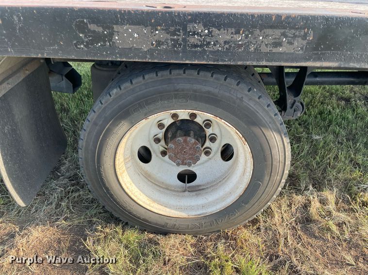 image for item DM0362 2015 Ford F650 Super Duty rollback truck