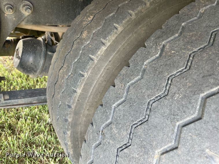 image for item DM0362 2015 Ford F650 Super Duty rollback truck