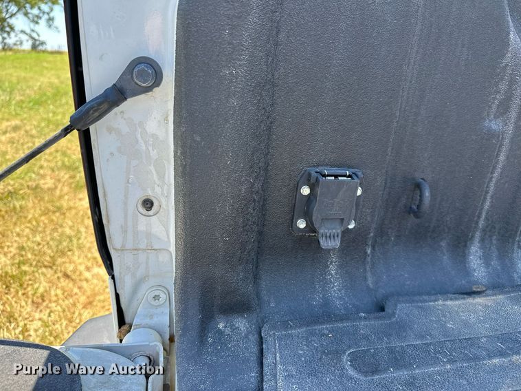 image for item DP3171 2019 Chevrolet  Silverado 2500HD  Crew Cab pickup truck