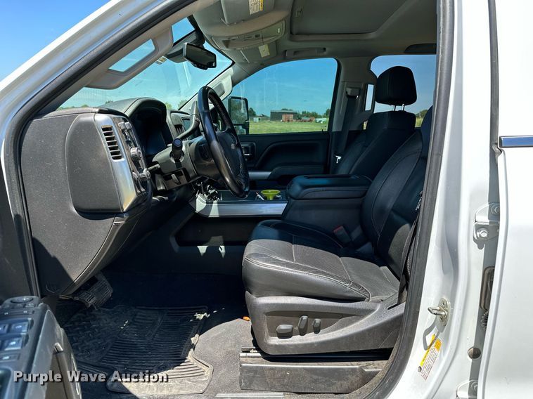 image for item DP3171 2019 Chevrolet  Silverado 2500HD  Crew Cab pickup truck