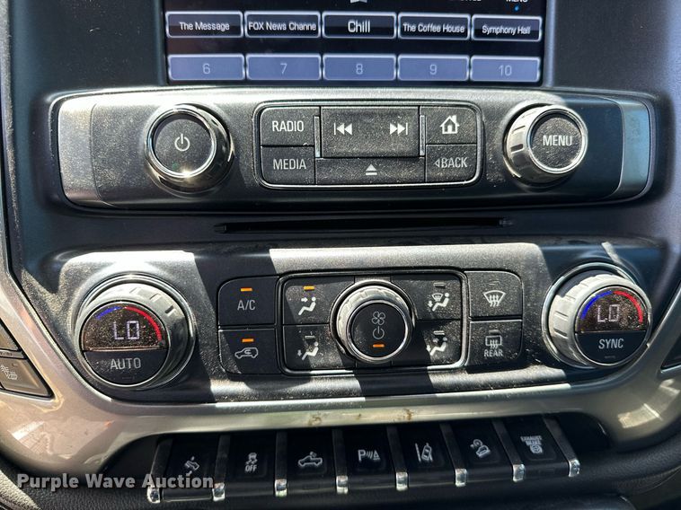 image for item DP3171 2019 Chevrolet  Silverado 2500HD  Crew Cab pickup truck