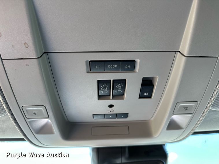 image for item DP3171 2019 Chevrolet  Silverado 2500HD  Crew Cab pickup truck