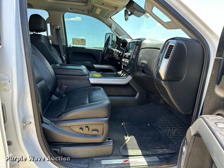 image for item DP3171 2019 Chevrolet  Silverado 2500HD  Crew Cab pickup truck