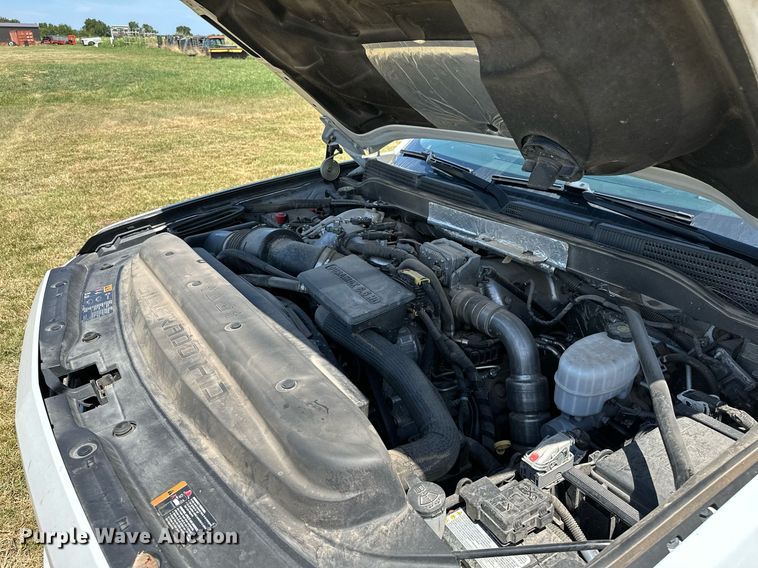 image for item DP3171 2019 Chevrolet  Silverado 2500HD  Crew Cab pickup truck