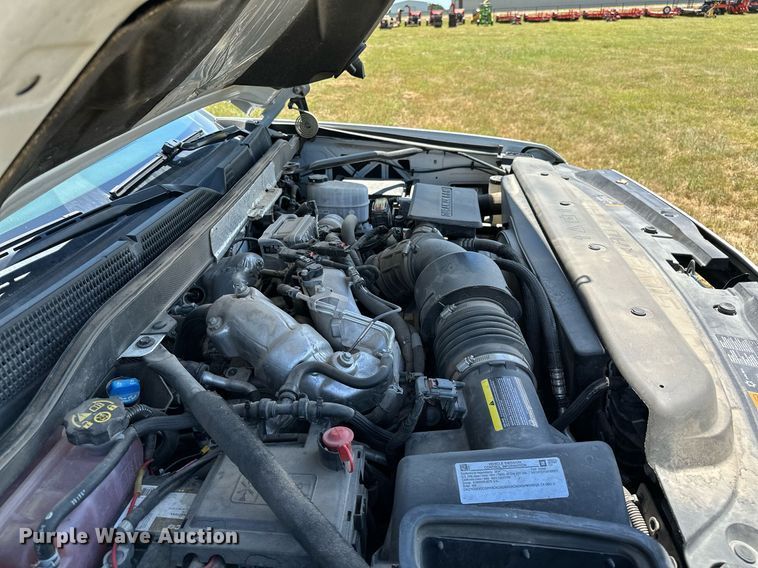 image for item DP3171 2019 Chevrolet  Silverado 2500HD  Crew Cab pickup truck