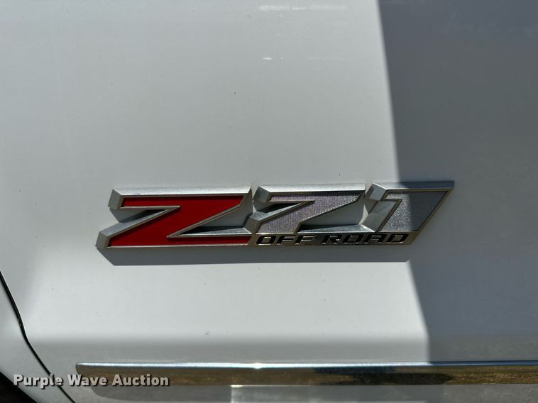 image for item DP3171 2019 Chevrolet  Silverado 2500HD  Crew Cab pickup truck