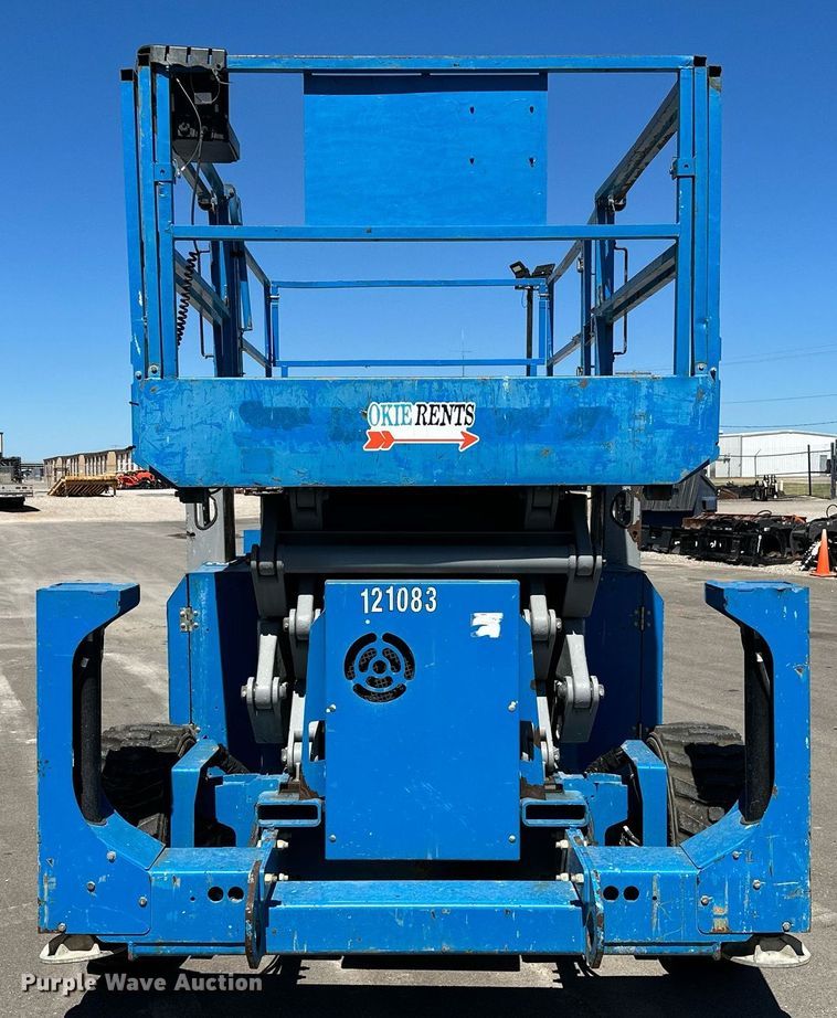 image for item DP3172 2013 Genie GS-4390  scissor lift