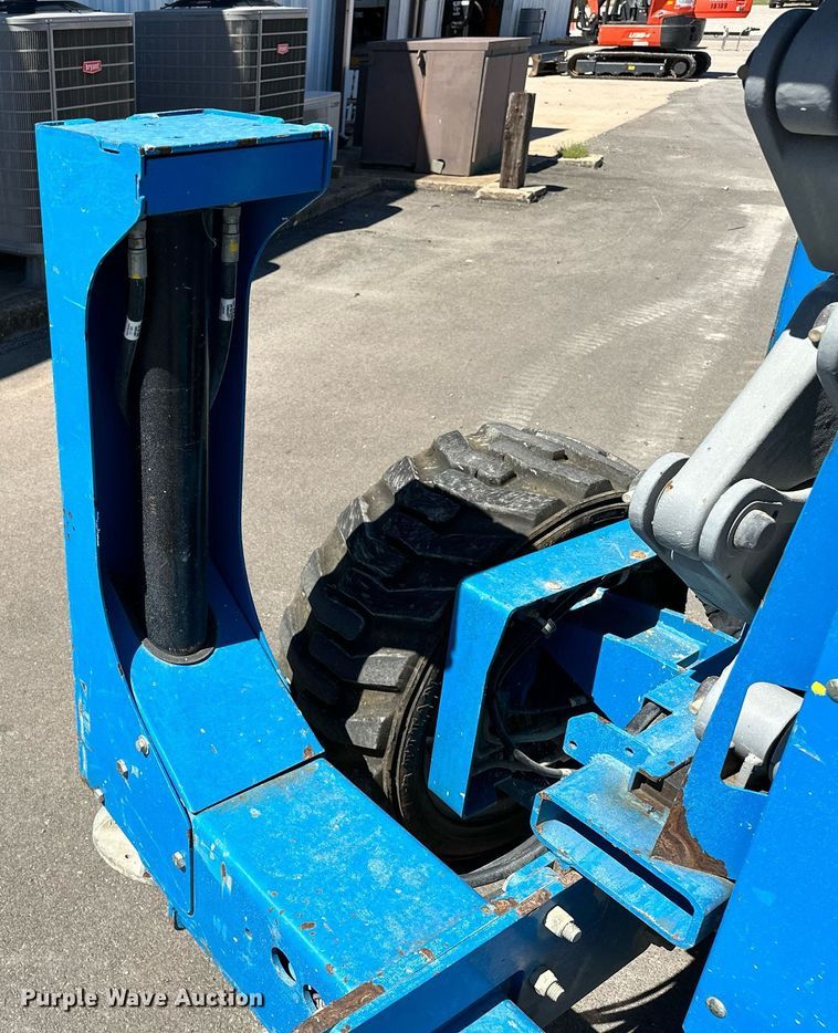 image for item DP3172 2013 Genie GS-4390  scissor lift