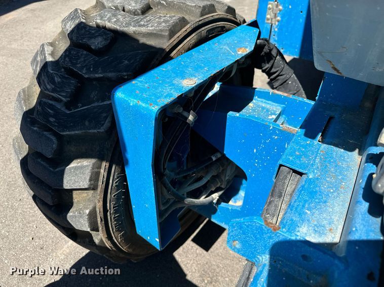 image for item DP3172 2013 Genie GS-4390  scissor lift
